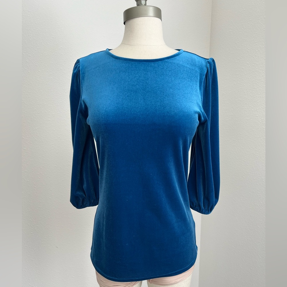 Halogen Velvet Top - M